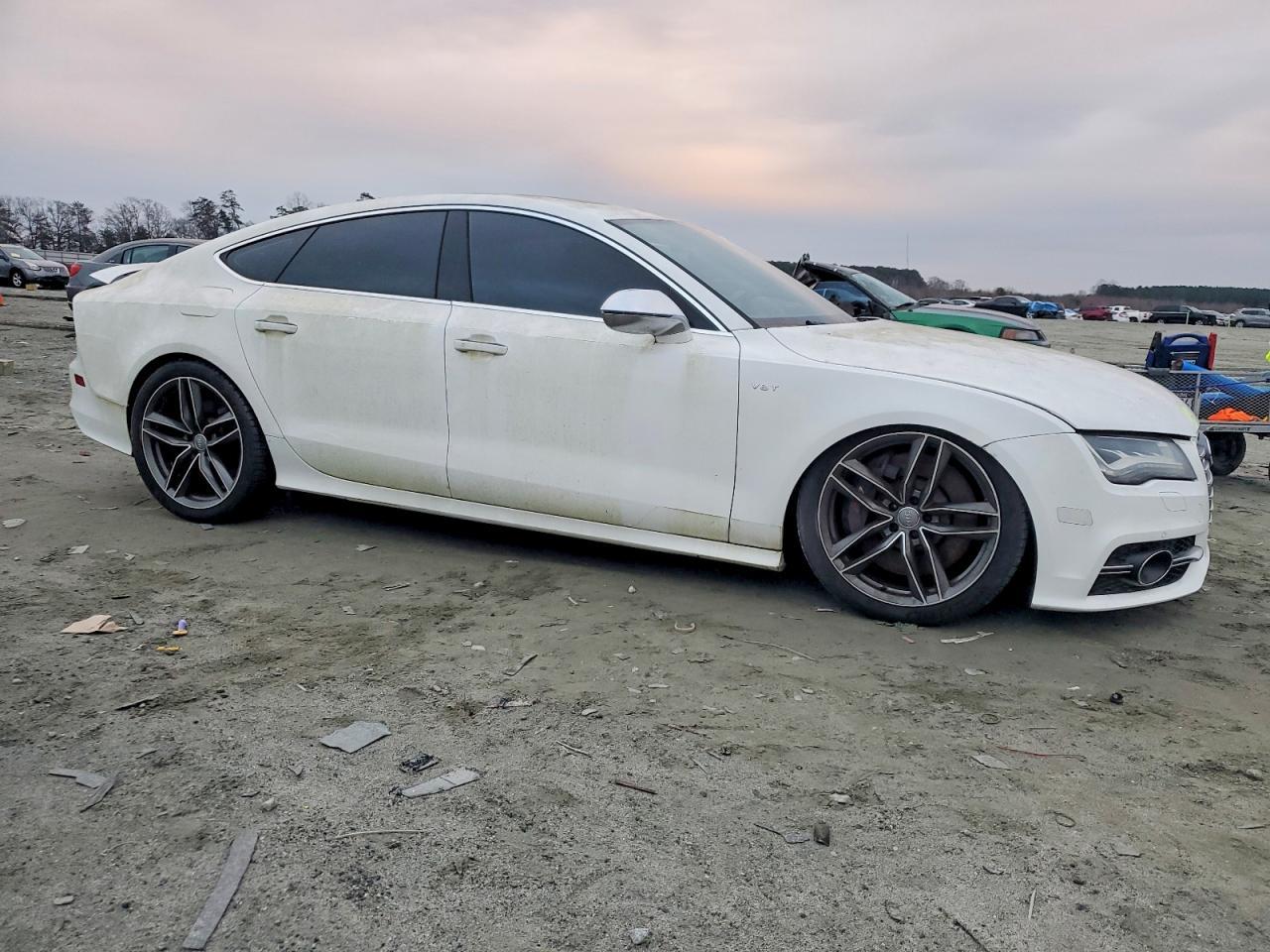 2013 AUDI S7