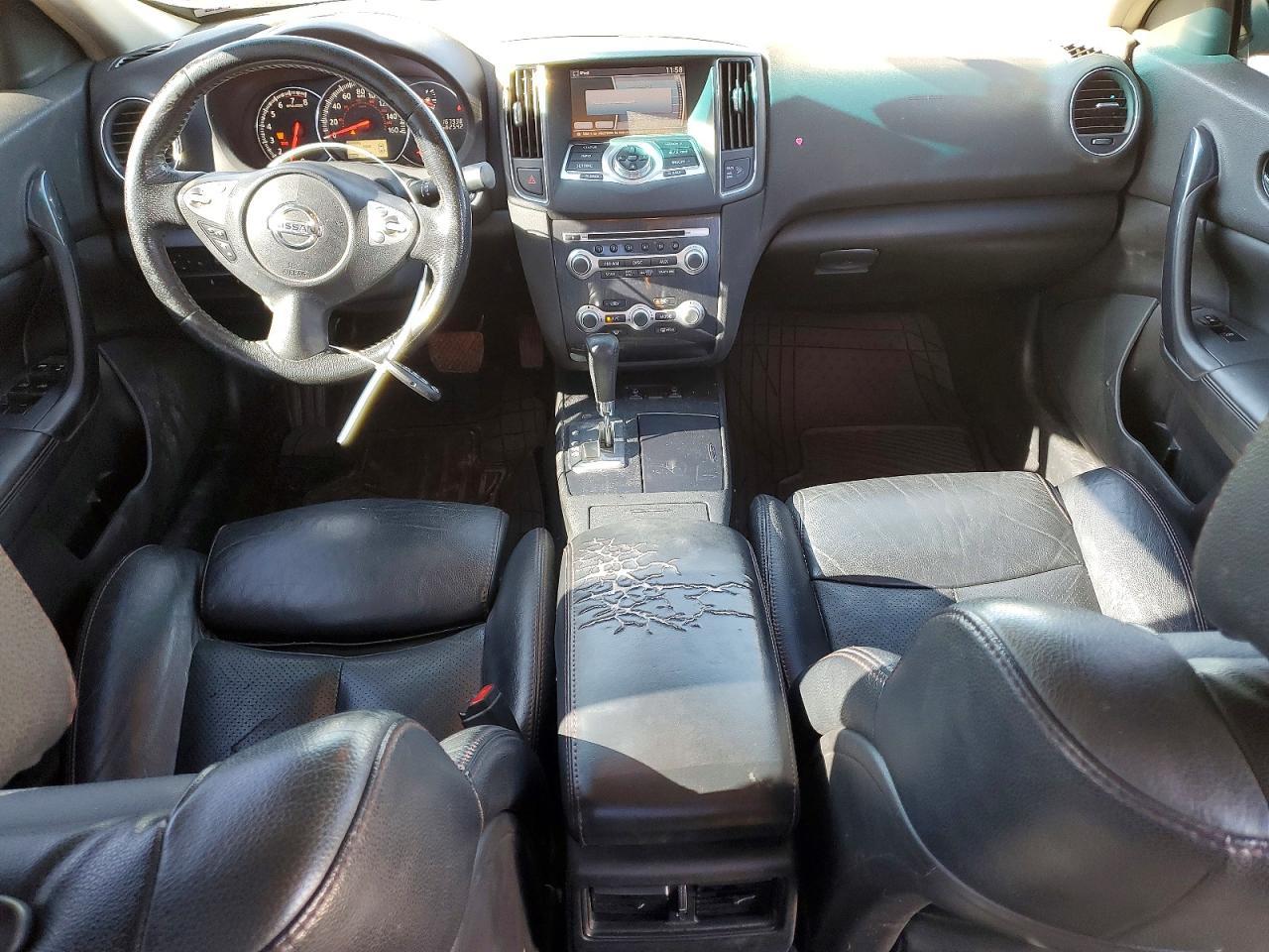 2012 NISSAN Maxima