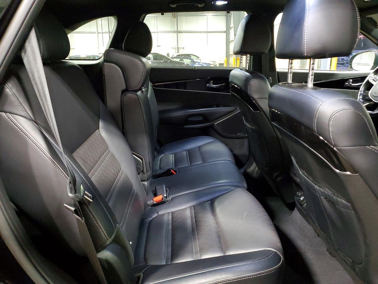 2019 KIA SORENTO