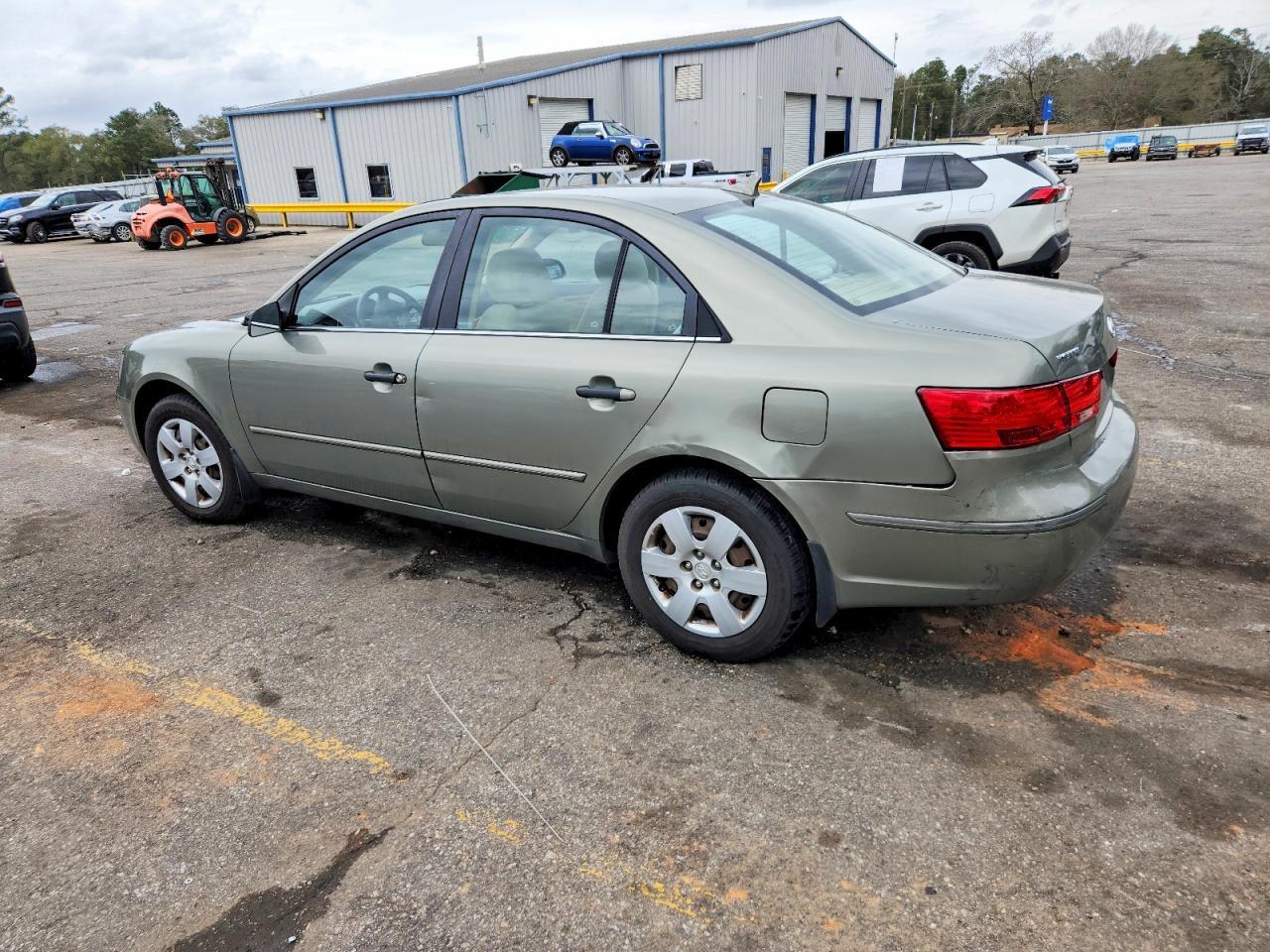 2010 HYUNDAI SONATA