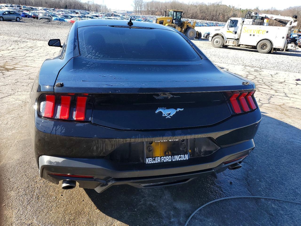 2025 FORD MUSTANG