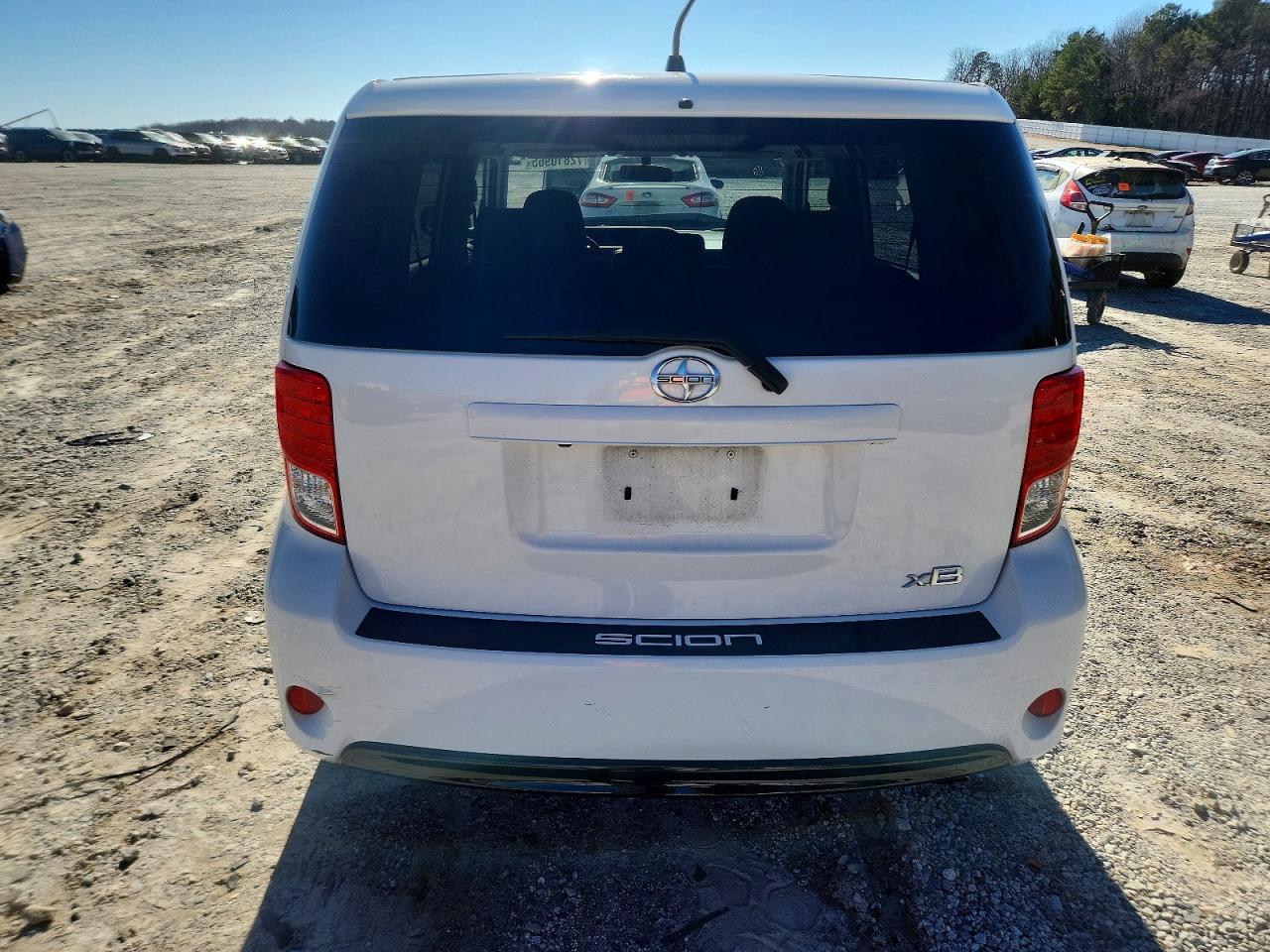 2015 TOYOTA SCION