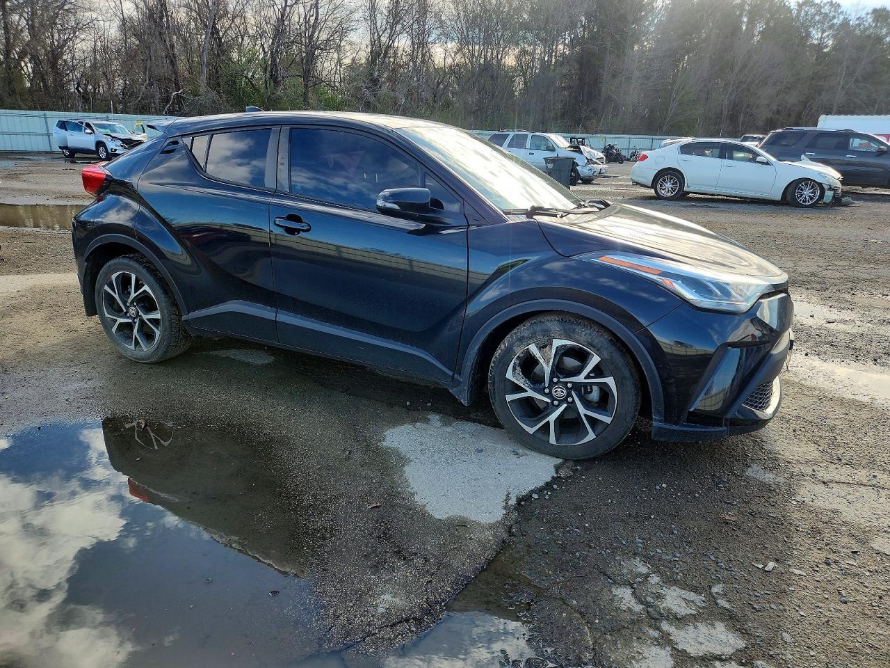 2022 TOYOTA C-HR