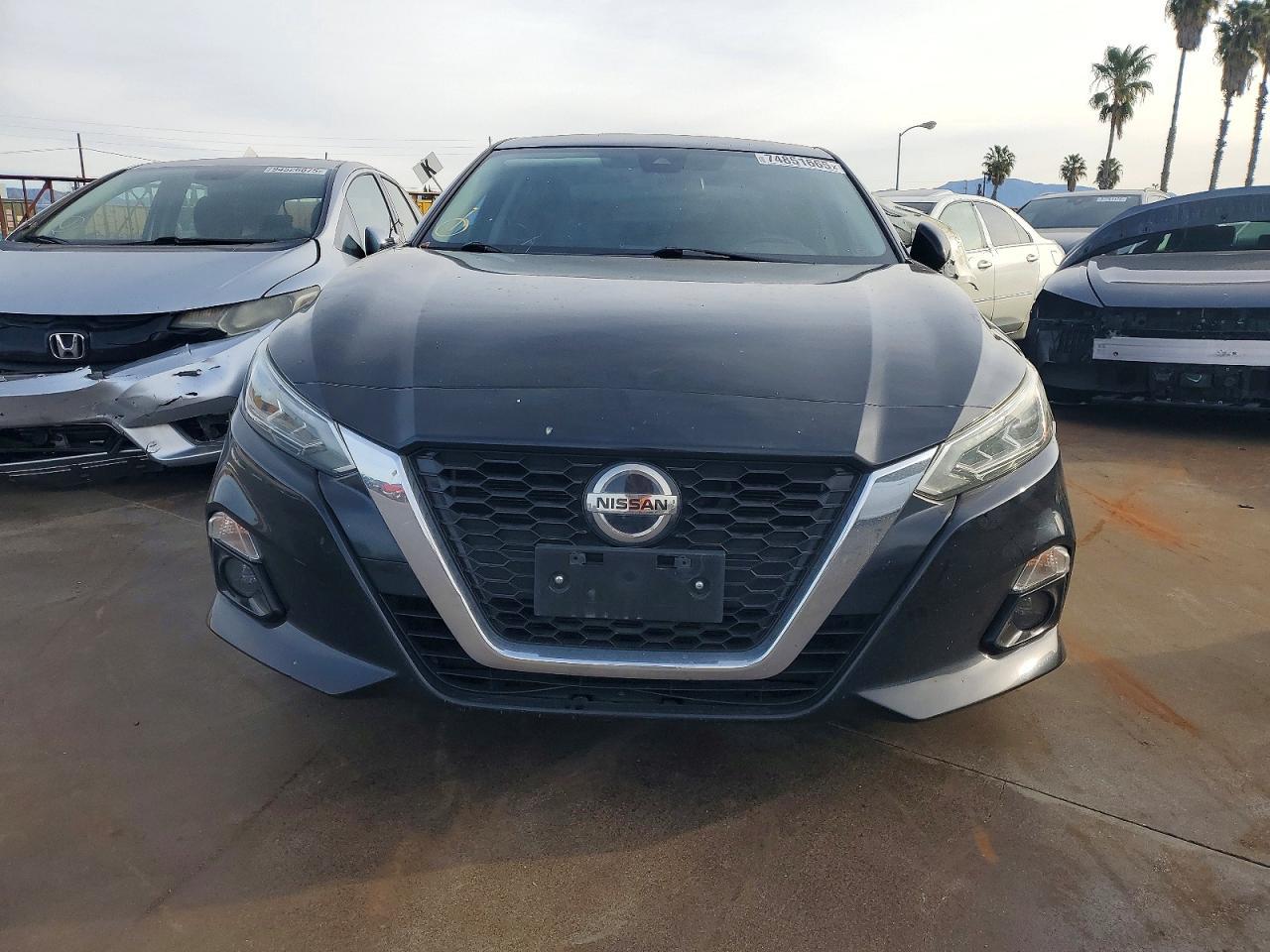 2019 NISSAN ALTIMA