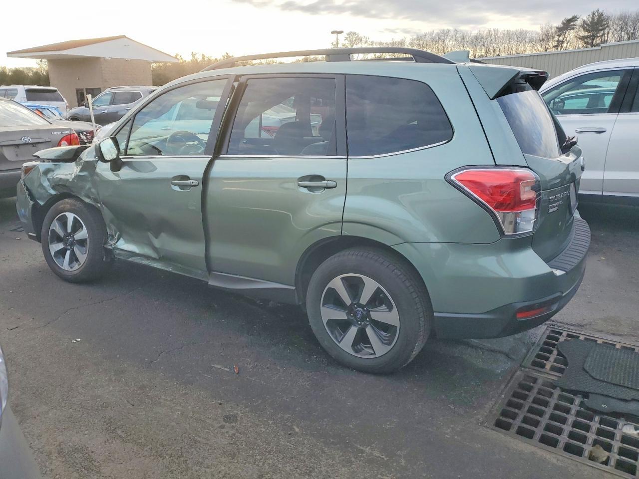 2018 SUBARU FORESTER