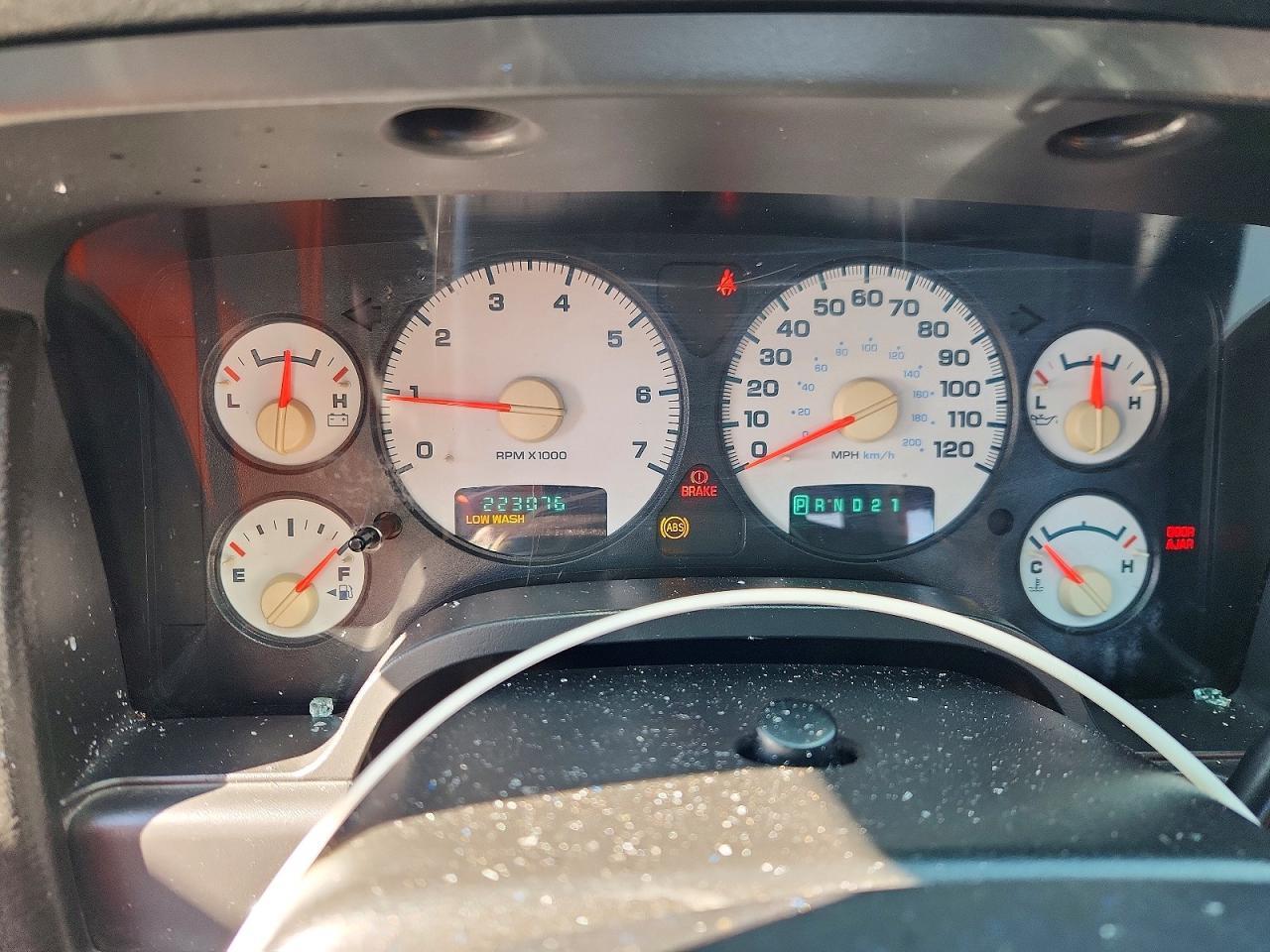 2004 DODGE RAM 1500