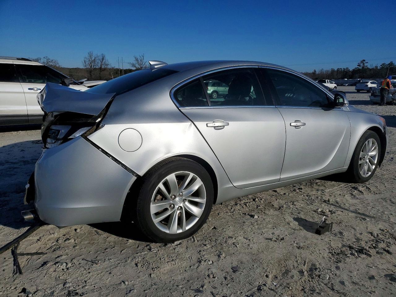 2016 BUICK Regal