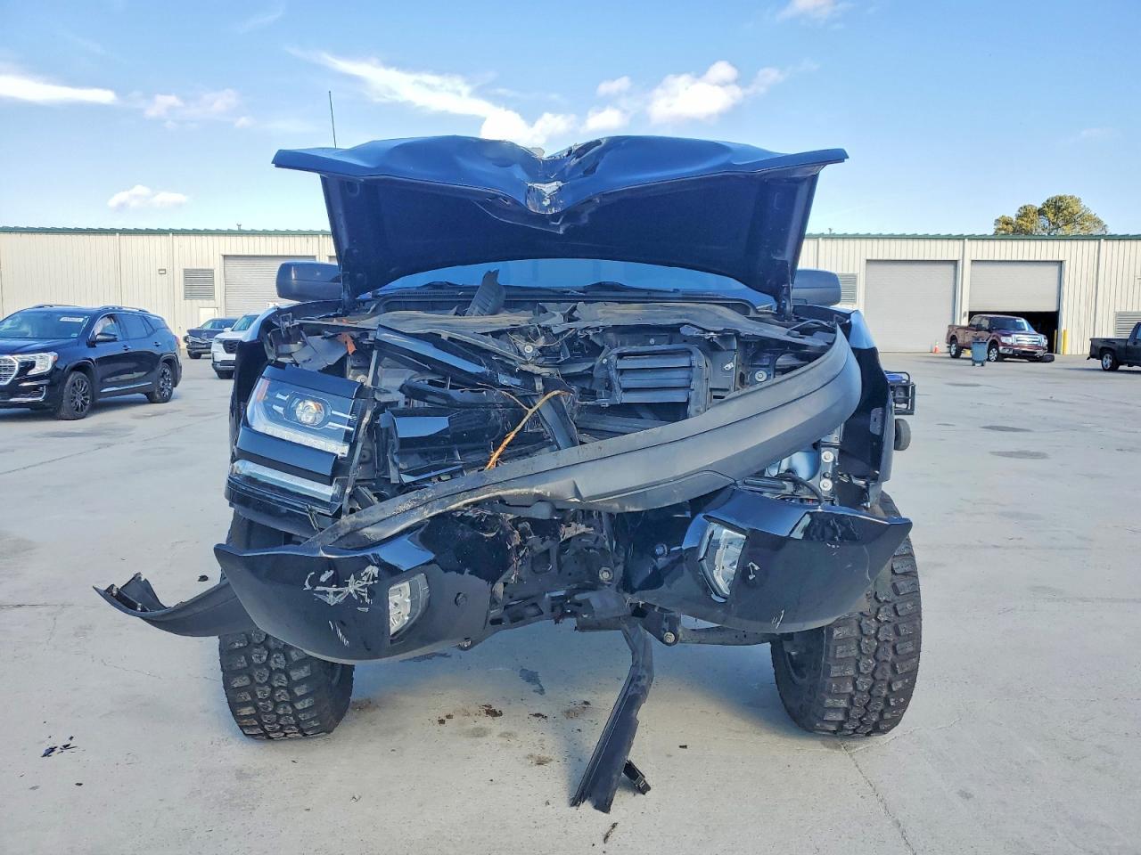 2018 CHEVROLET Silverado