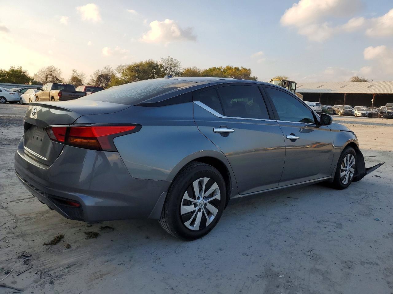 2019 NISSAN ALTIMA