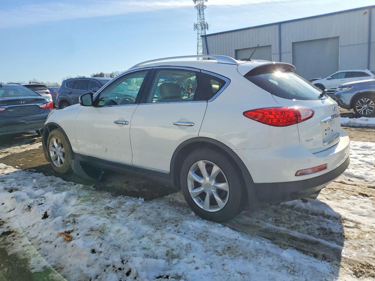 2010 INFINITI EX35