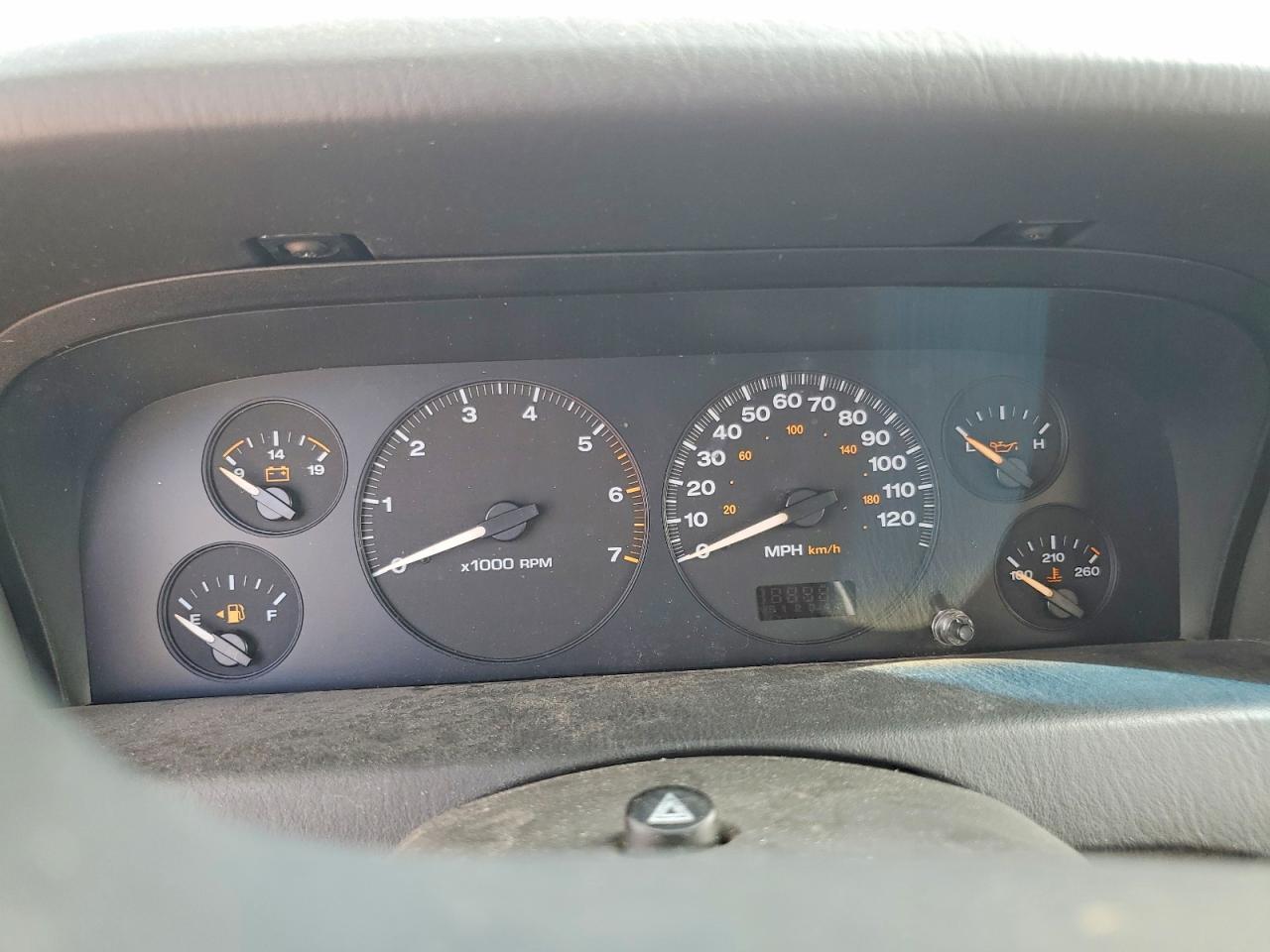 2004 JEEP Grand Cherokee