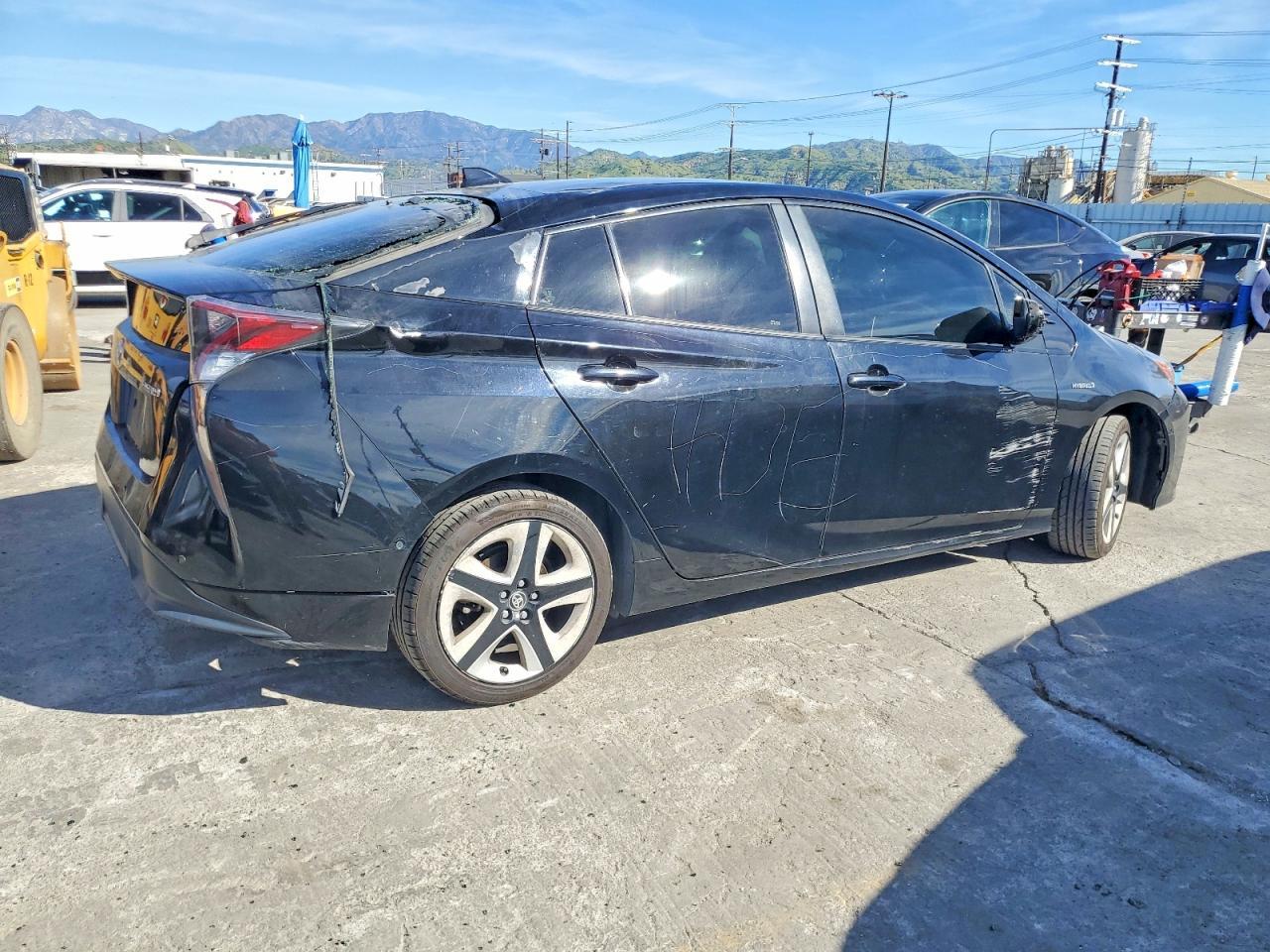 2018 TOYOTA PRIUS