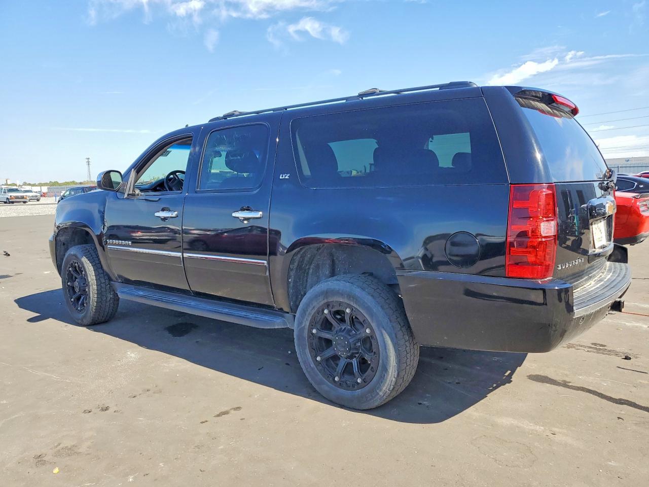 2012 CHEVROLET Suburban