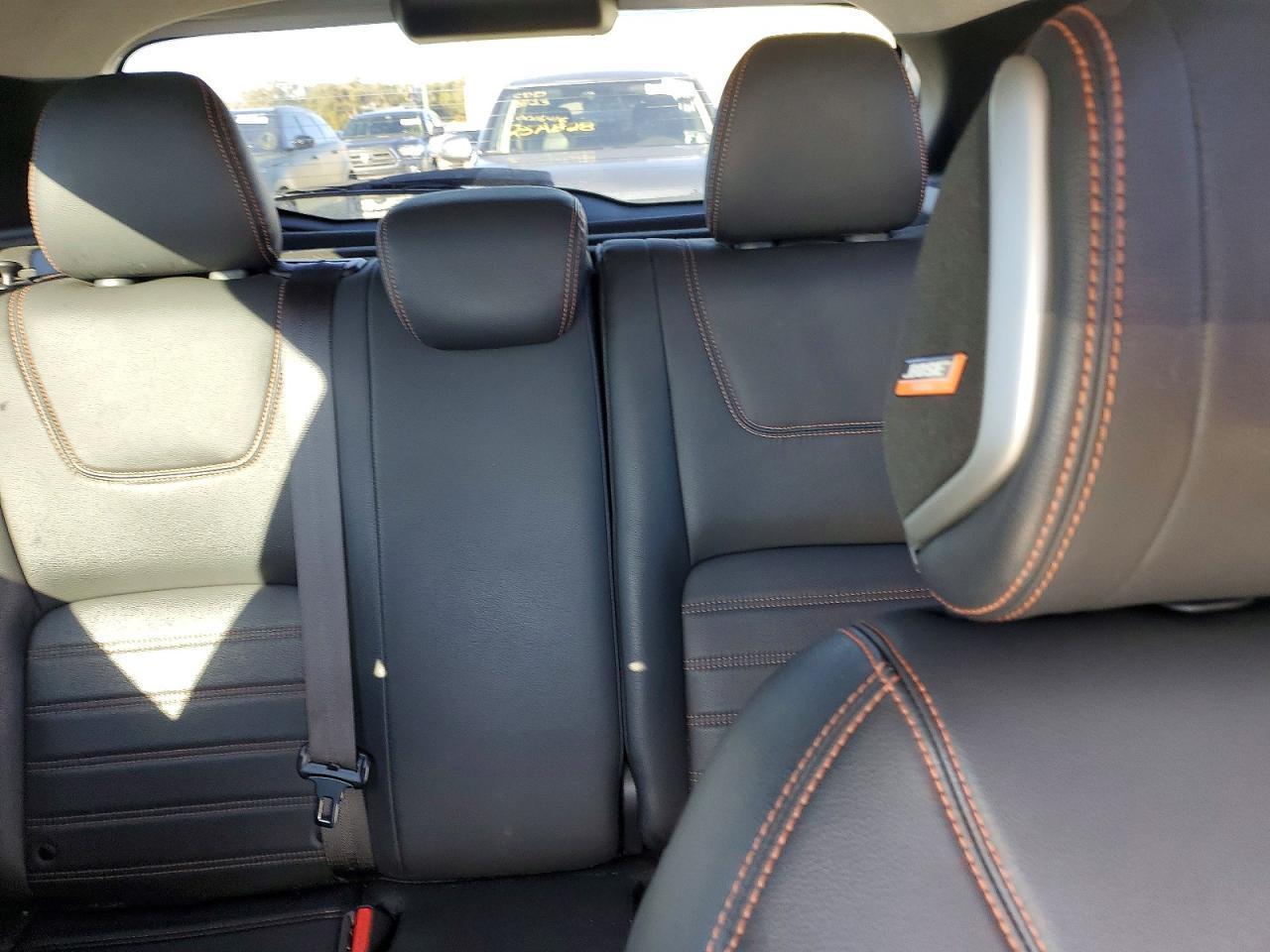 2020 NISSAN KICKS