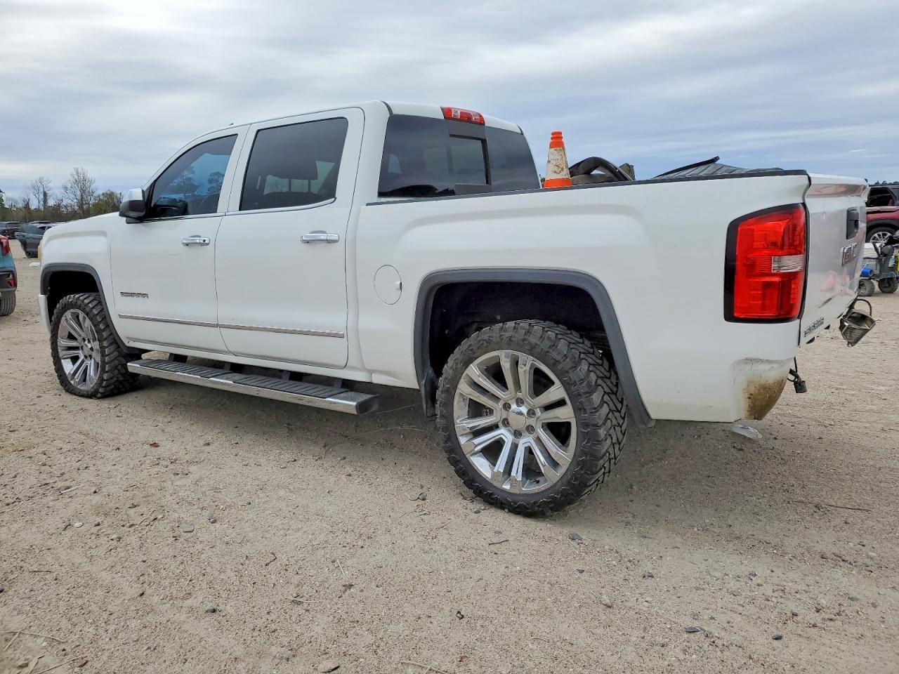 2015 GMC Sierra