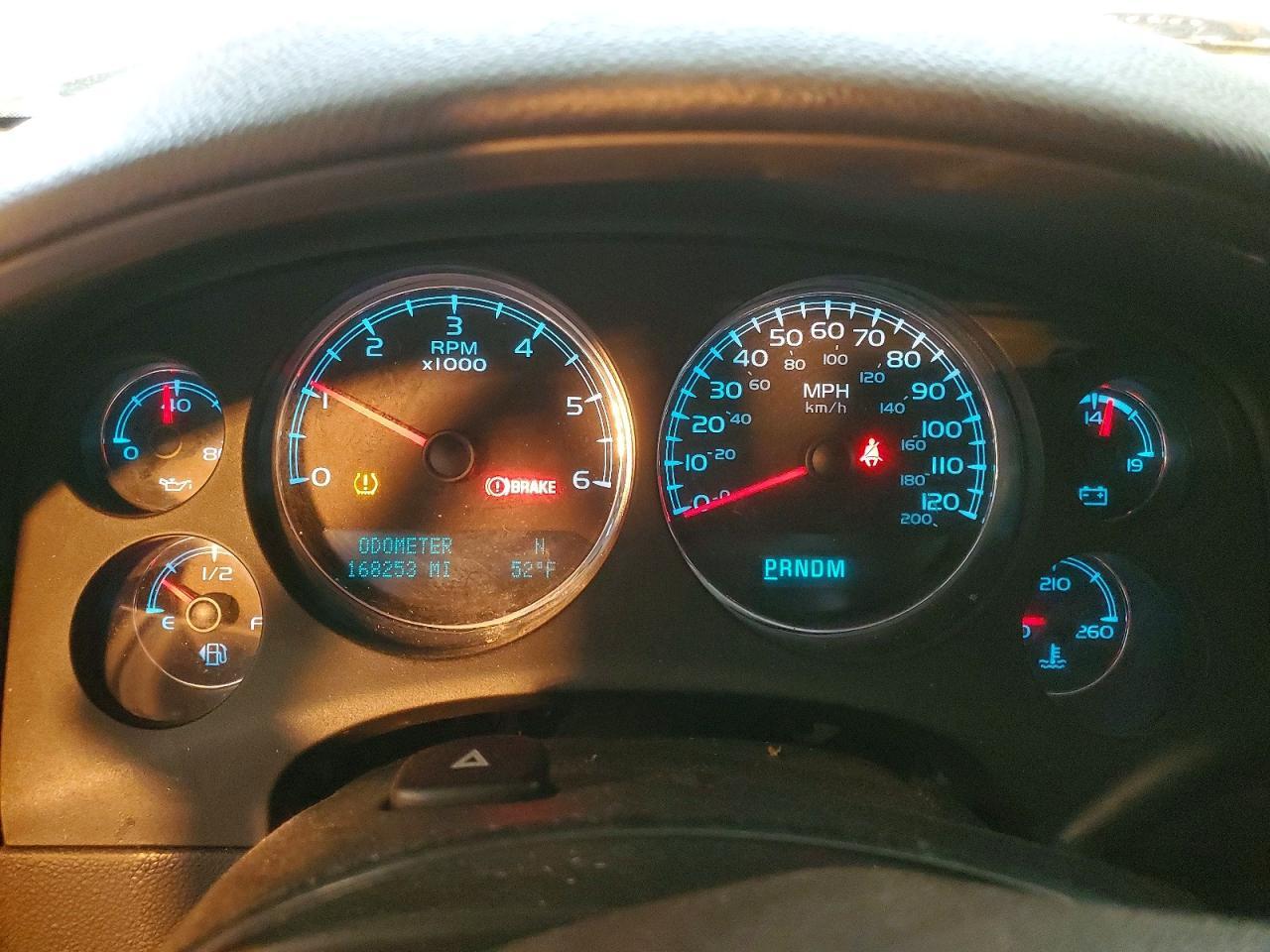 2011 CHEVROLET Tahoe