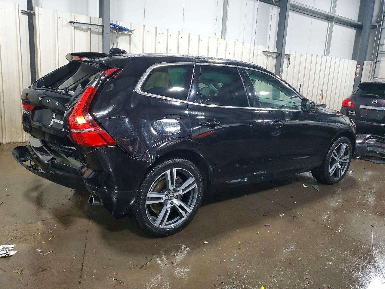 2019 VOLVO XC60