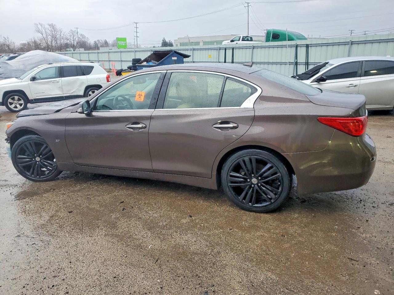 2014 INFINITI Q50