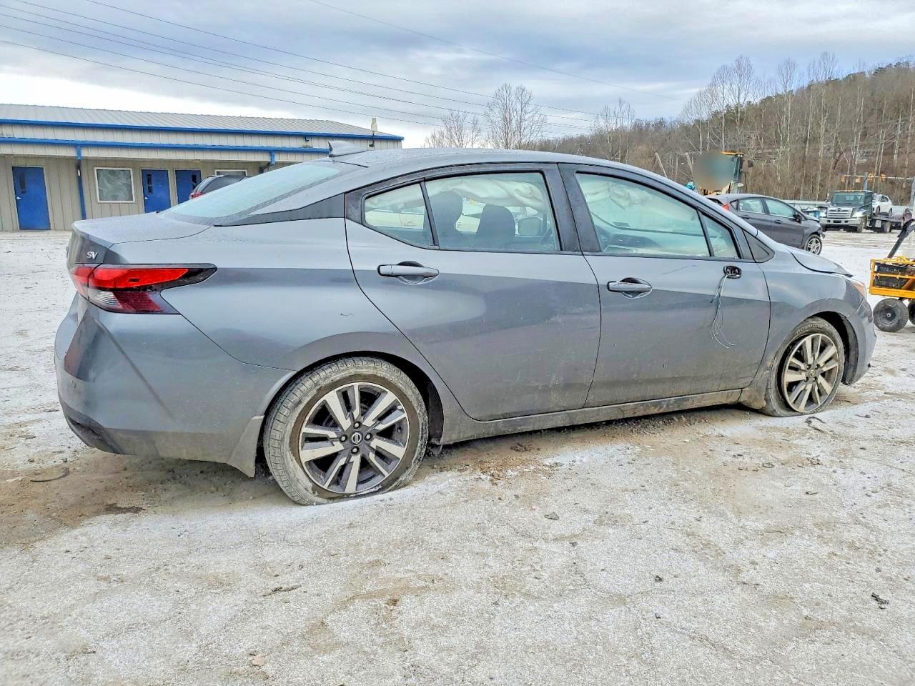 2020 NISSAN VERSA
