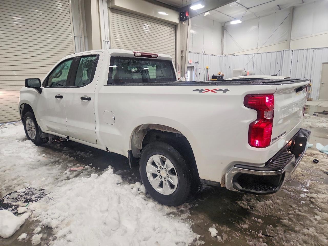 2025 CHEVROLET Silverado