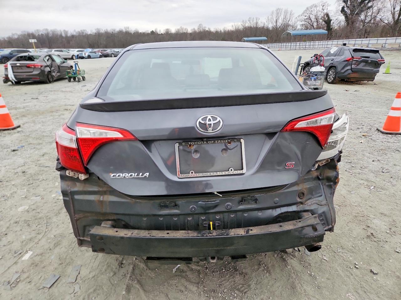 2015 TOYOTA COROLLA