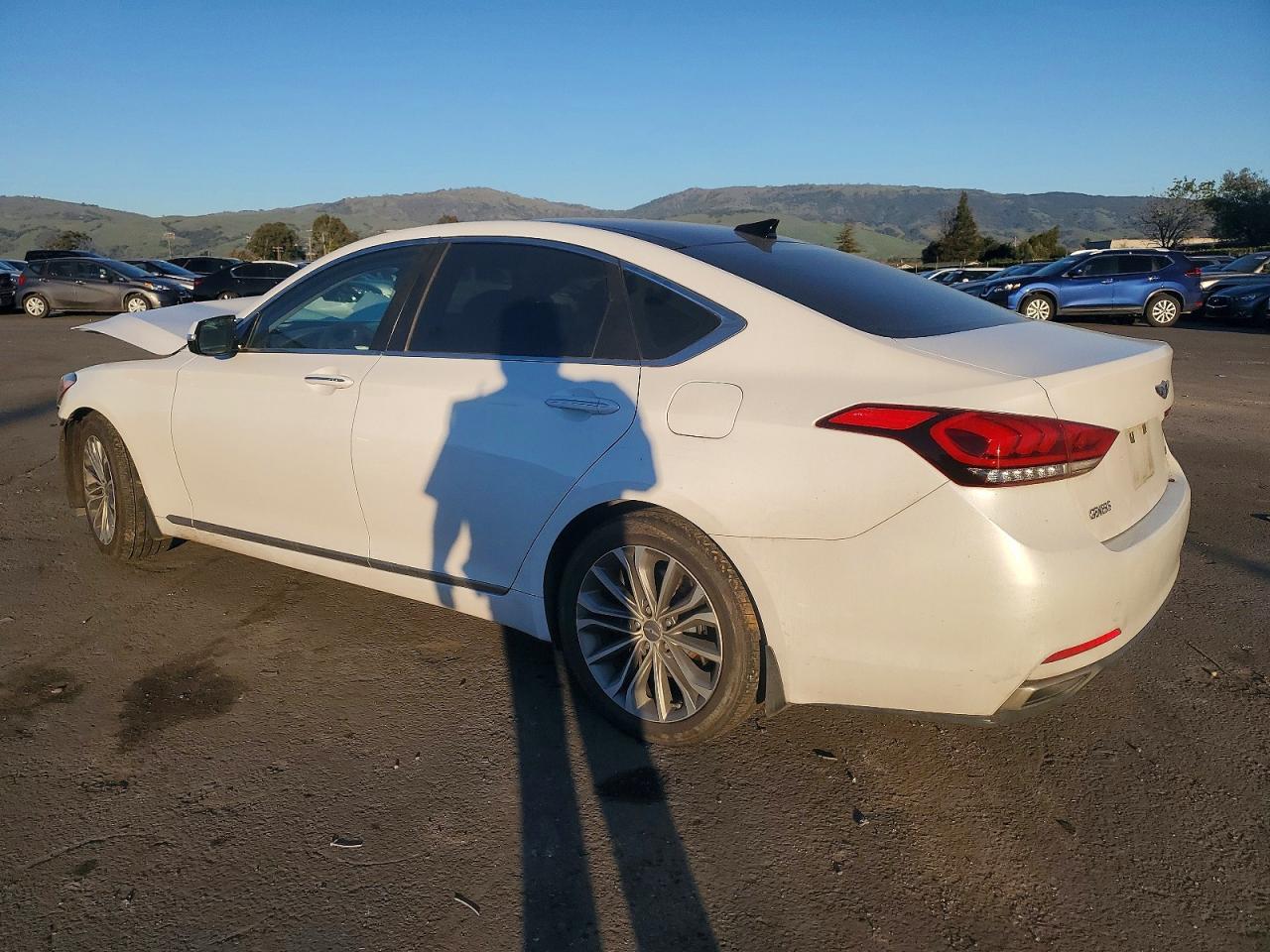 2015 HYUNDAI GENESIS