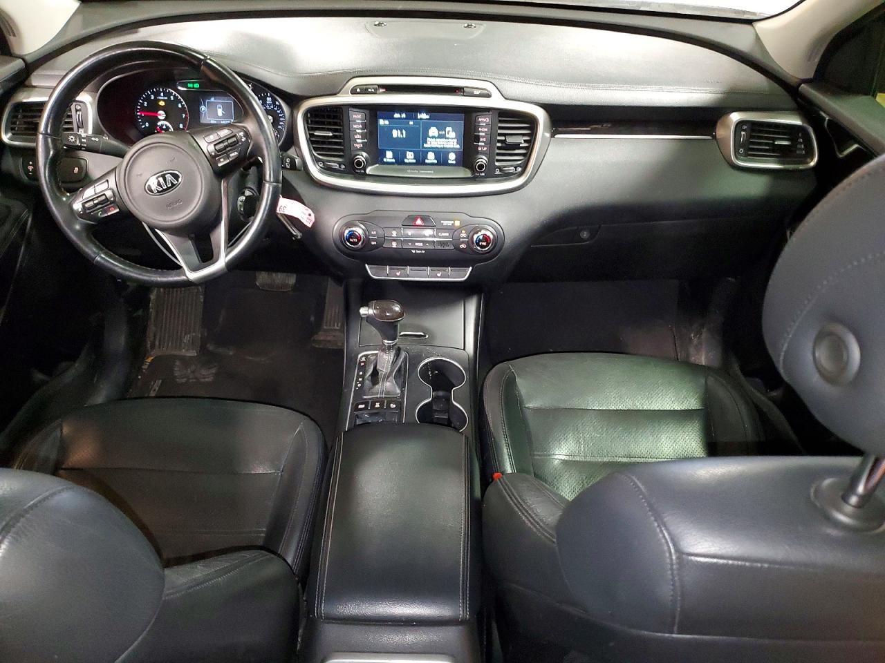 2017 KIA SORENTO