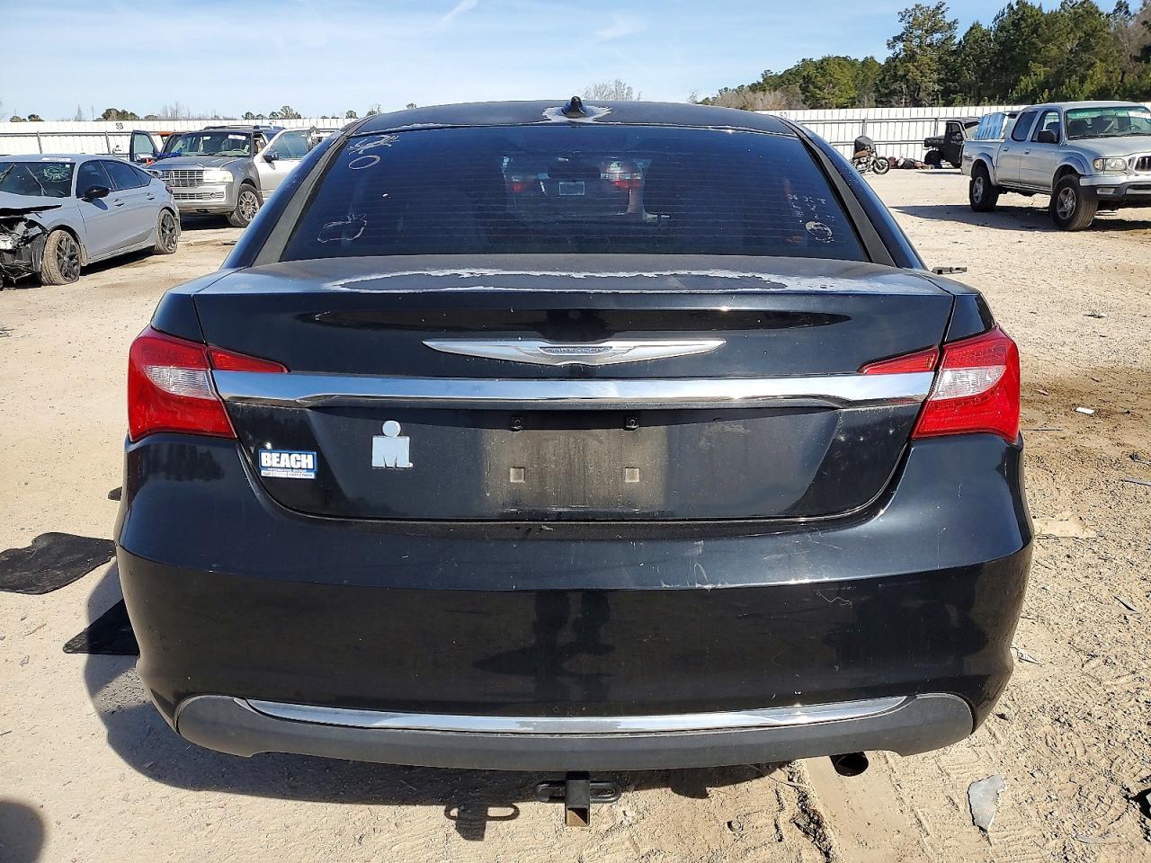 2013 CHRYSLER 200