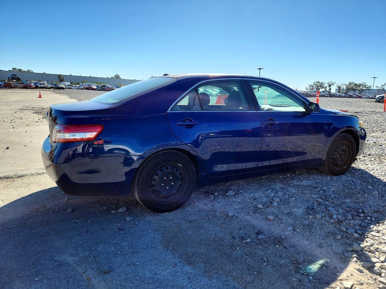 2010 TOYOTA CAMRY