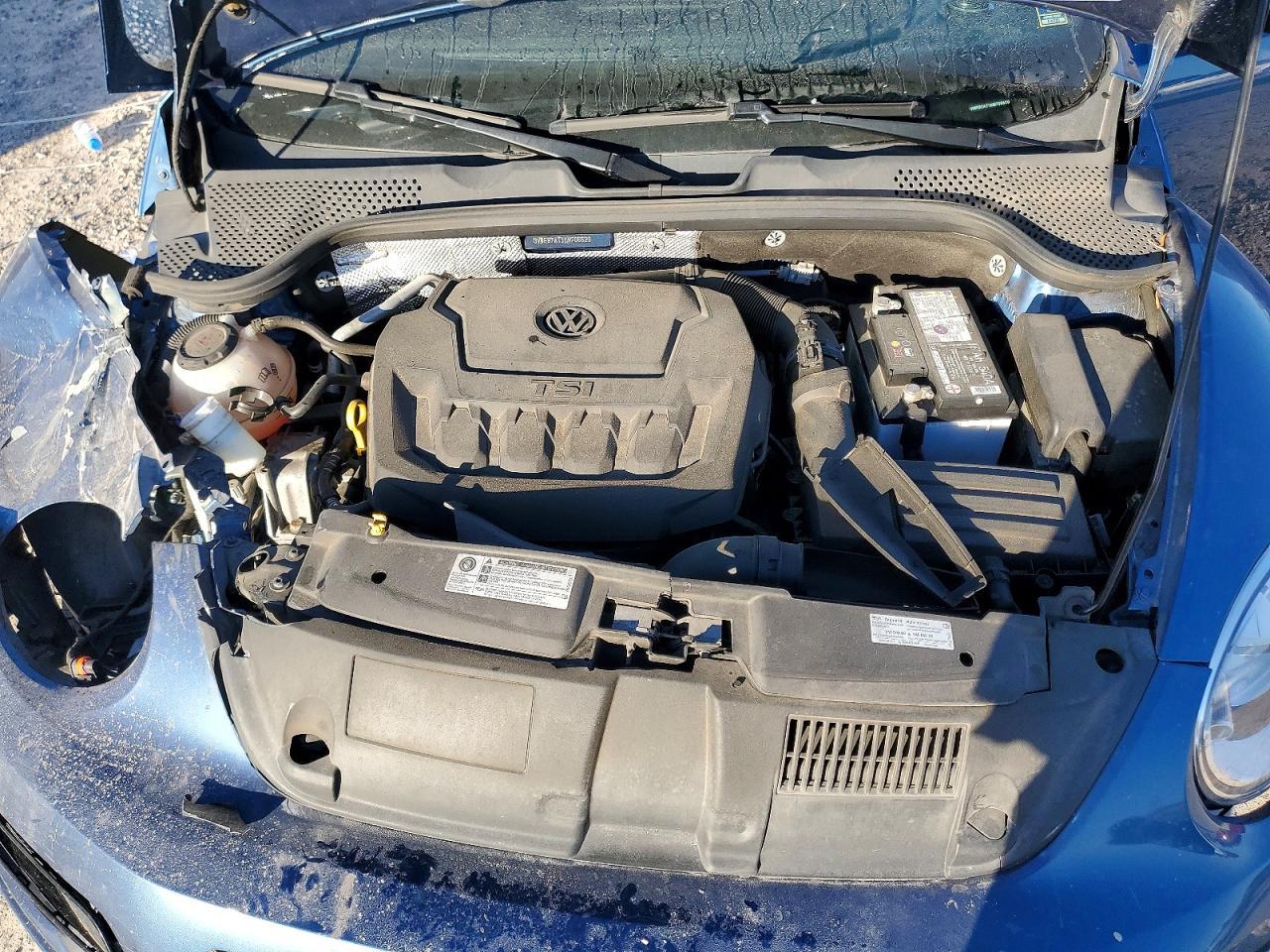 2019 VOLKSWAGEN Beetle
