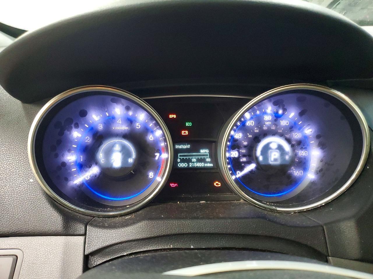 2011 HYUNDAI SONATA