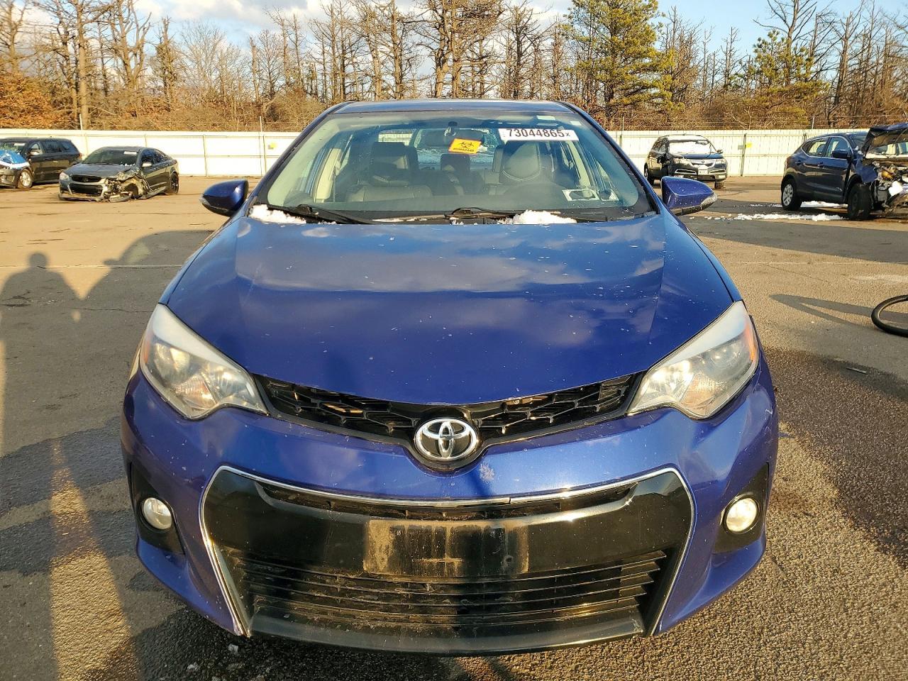 2016 TOYOTA COROLLA