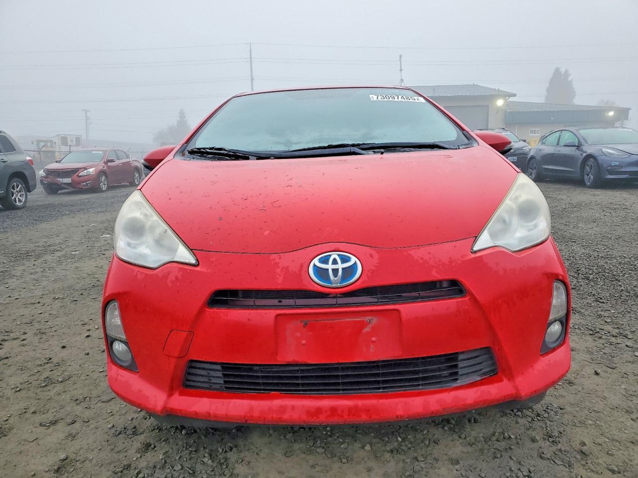 2013 TOYOTA Prius c