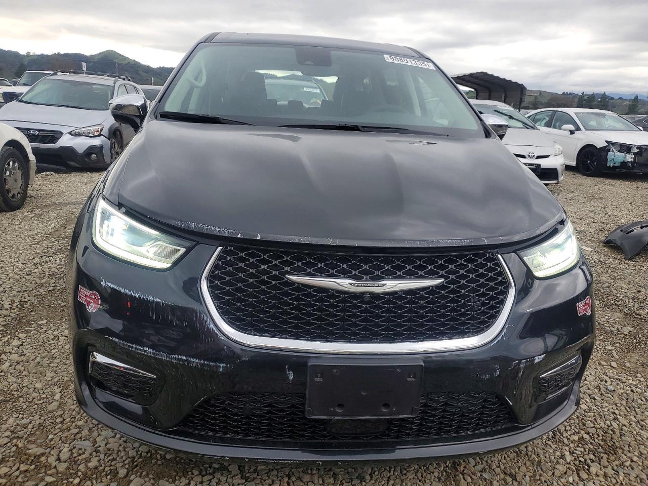 2023 CHRYSLER Pacifica