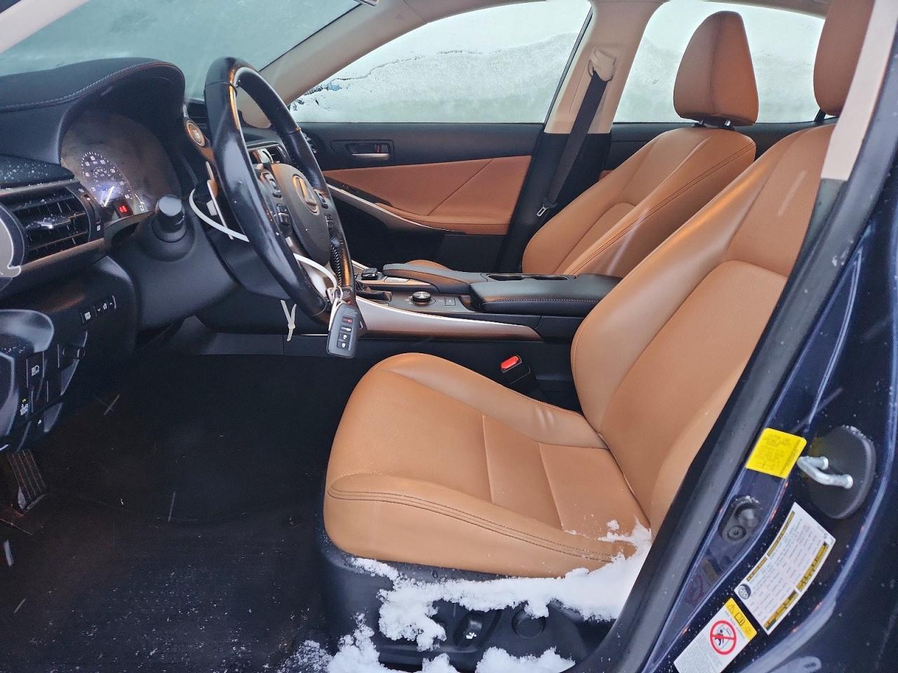 2017 LEXUS IS 300