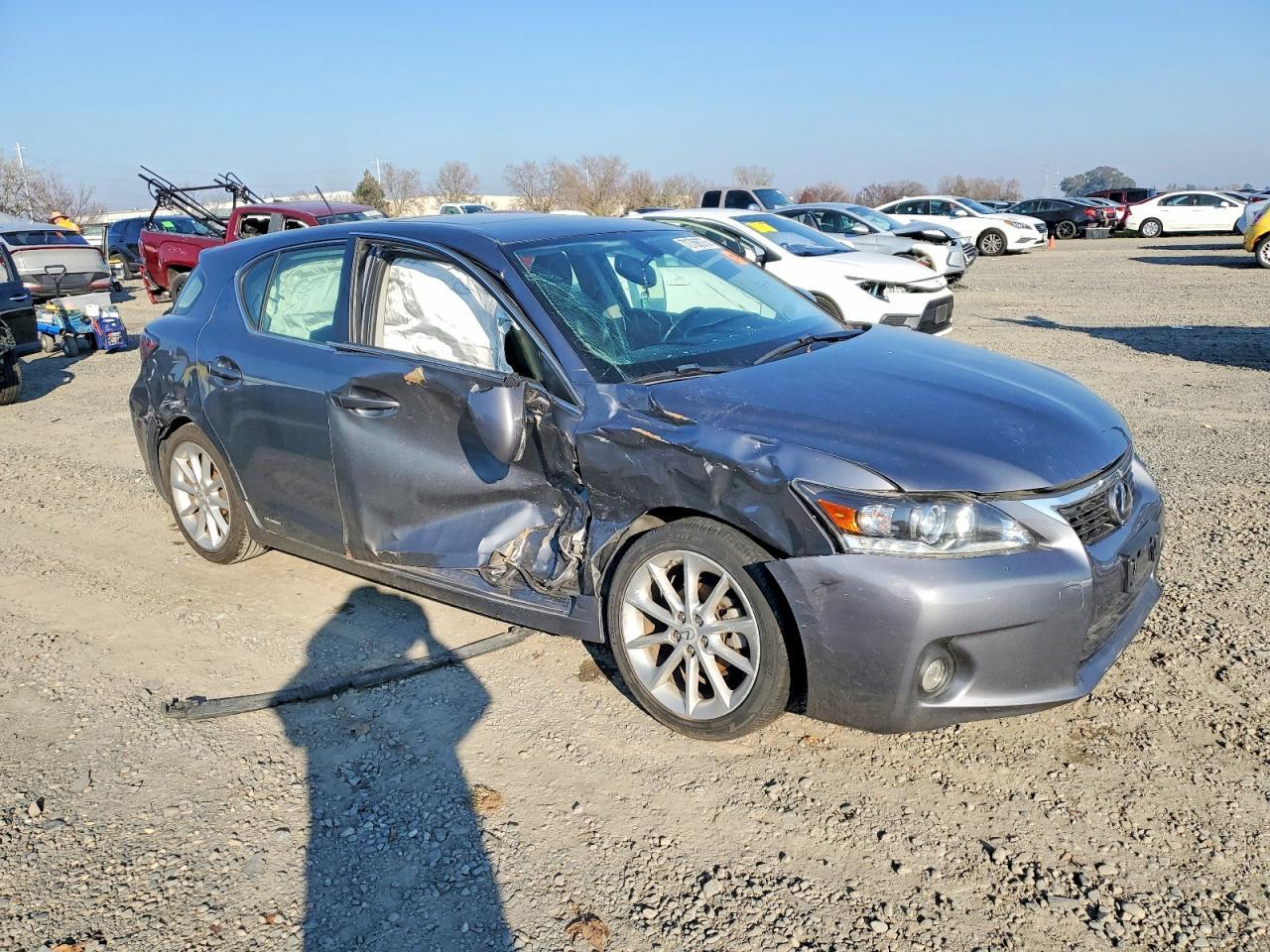 2013 LEXUS CT 200H