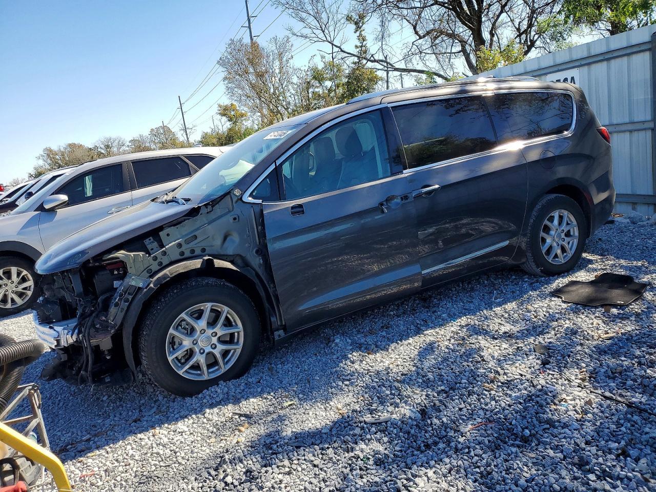 2020 CHRYSLER Pacifica
