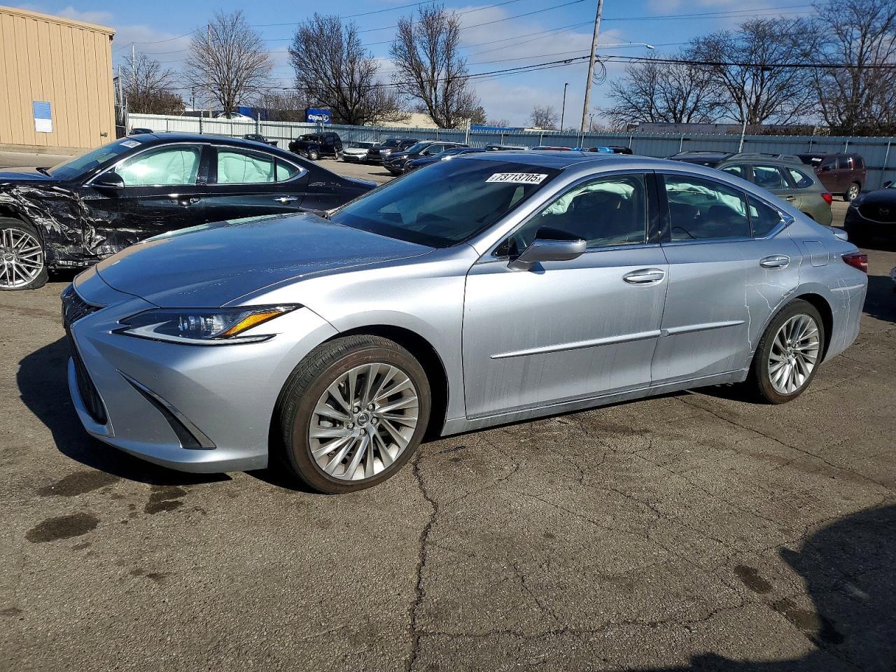 2023 LEXUS ES 300H