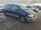 2002 TOYOTA SIENNA