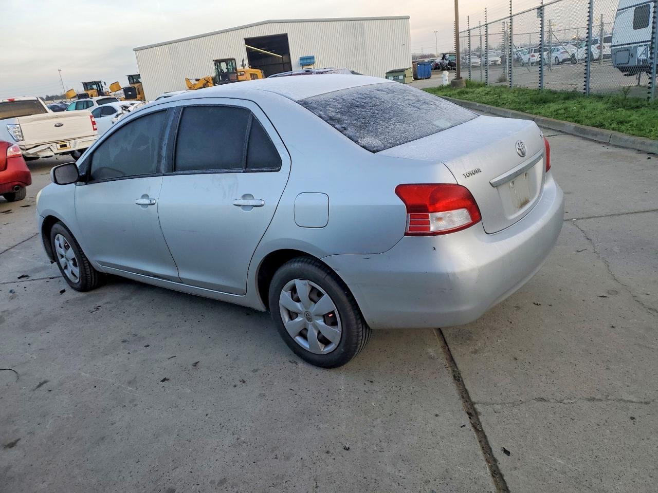 2012 TOYOTA YARIS