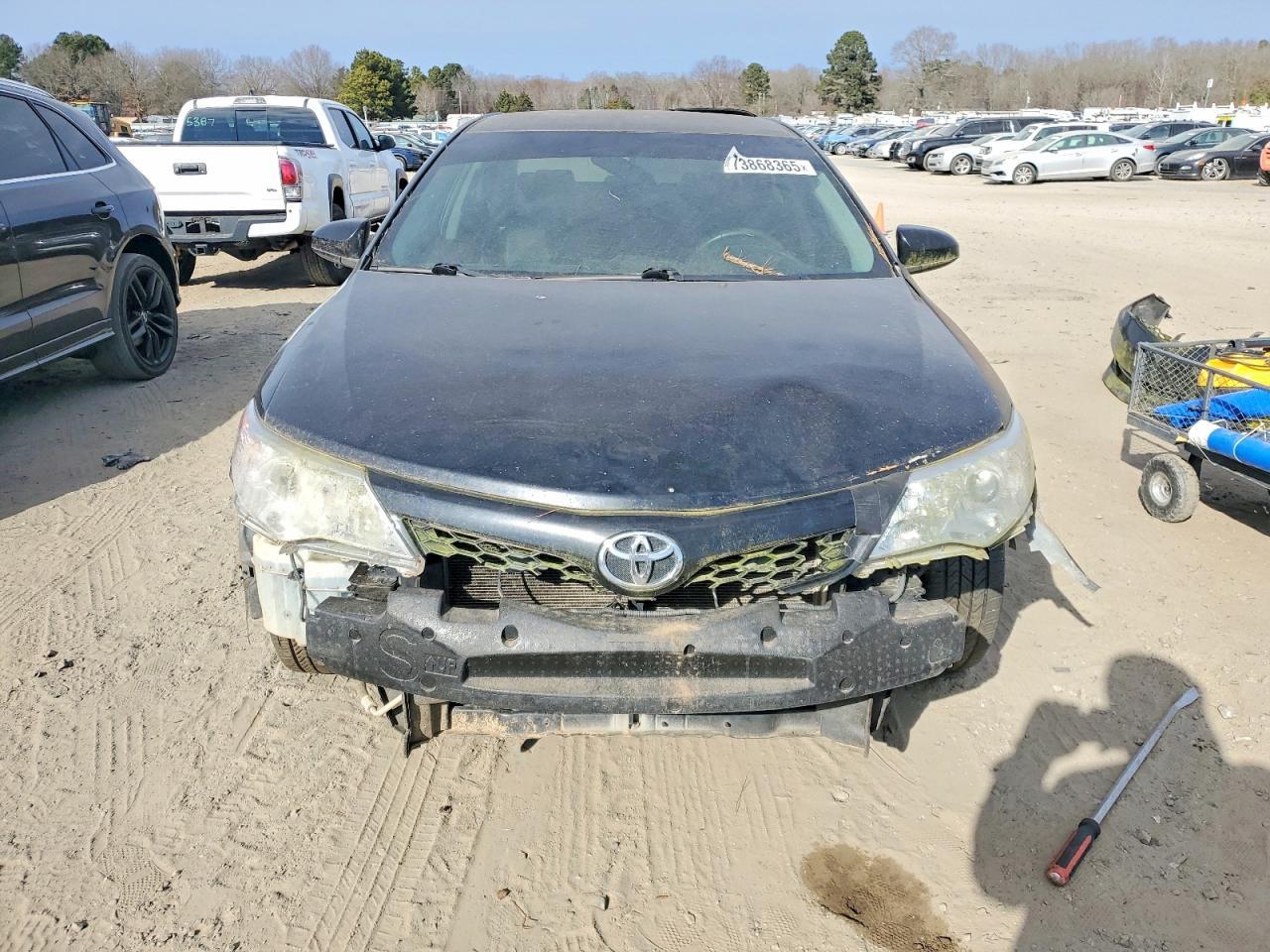 2012 TOYOTA CAMRY