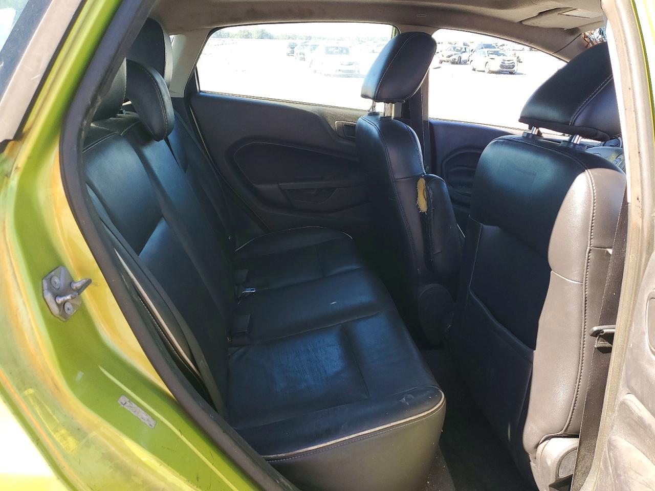 2012 FORD Fiesta