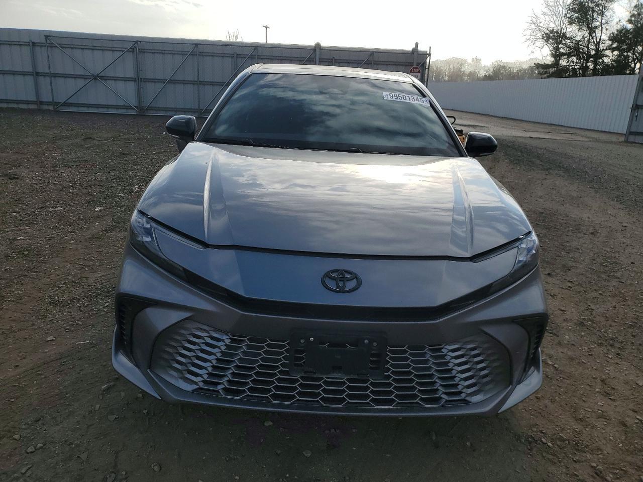 2025 TOYOTA CAMRY