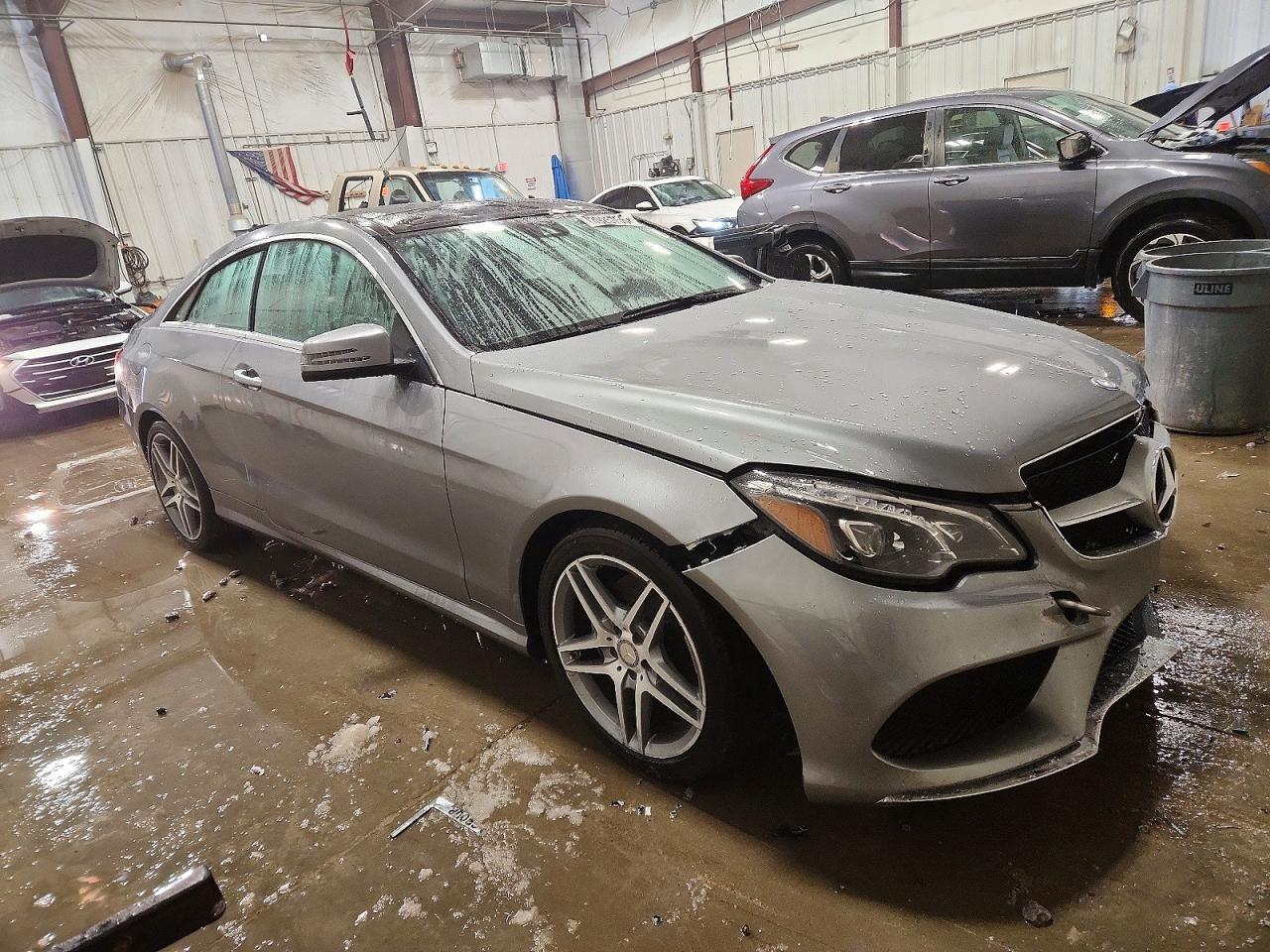 2016 MERCEDES-BENZ E-Class