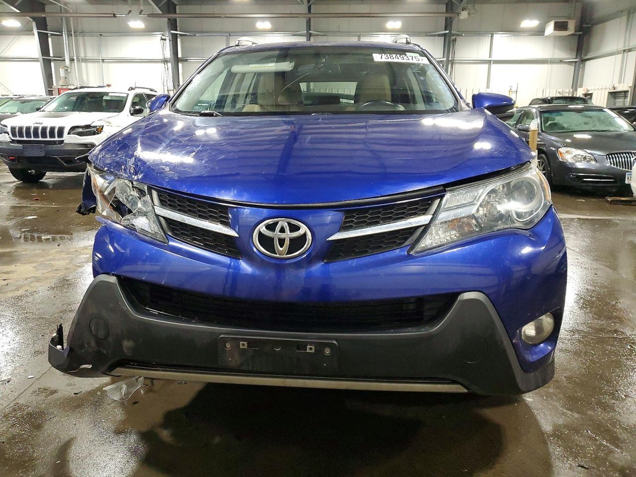 2015 TOYOTA RAV4