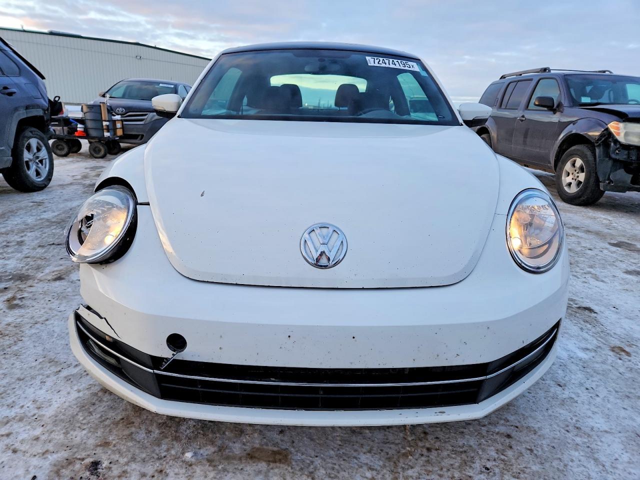 2013 VOLKSWAGEN Beetle