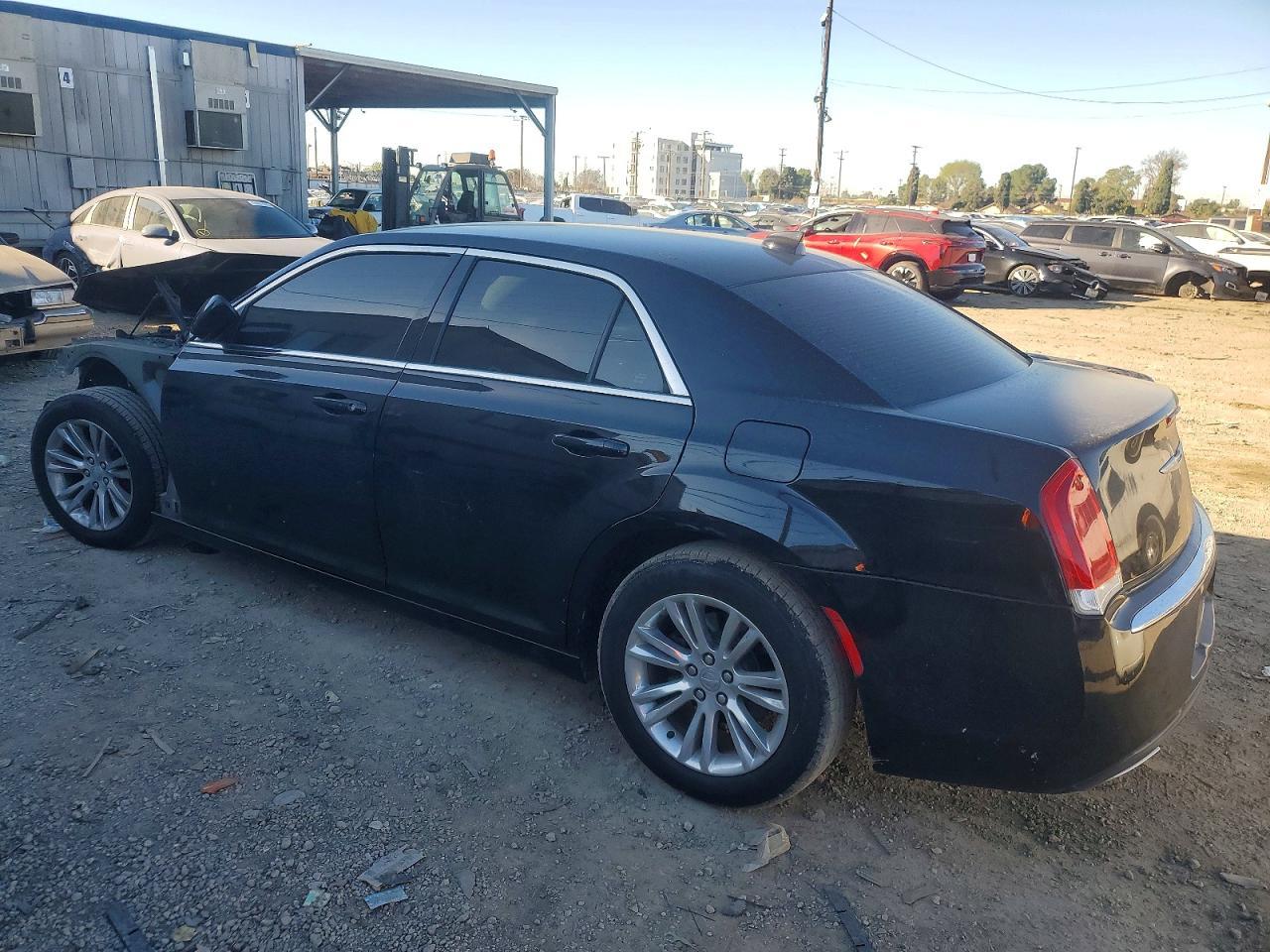 2018 CHRYSLER 300