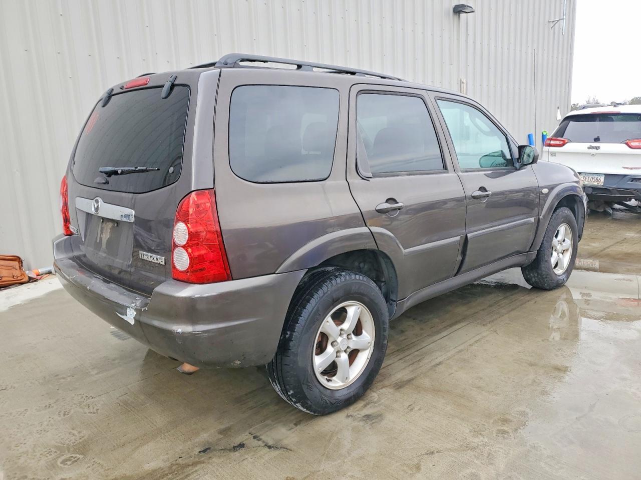 2006 MAZDA Tribute