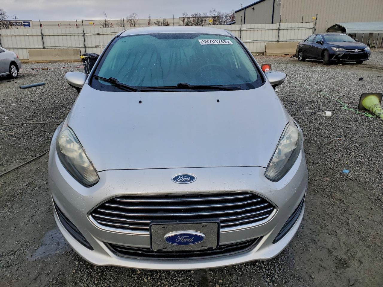 2016 FORD Fiesta