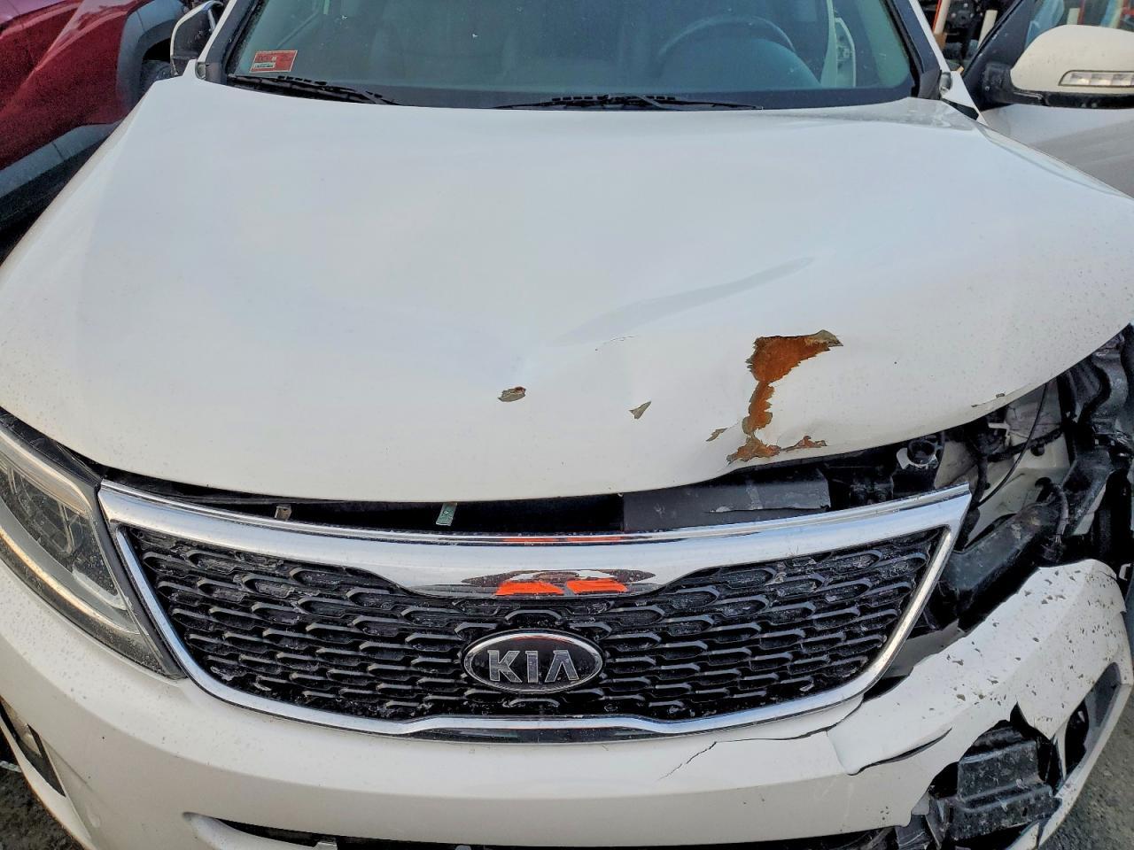 2014 KIA SORENTO